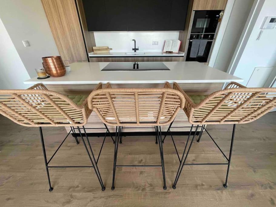 Luxury Designer Apartment - Unbeatable Sea Views 阿桂拉斯 外观 照片