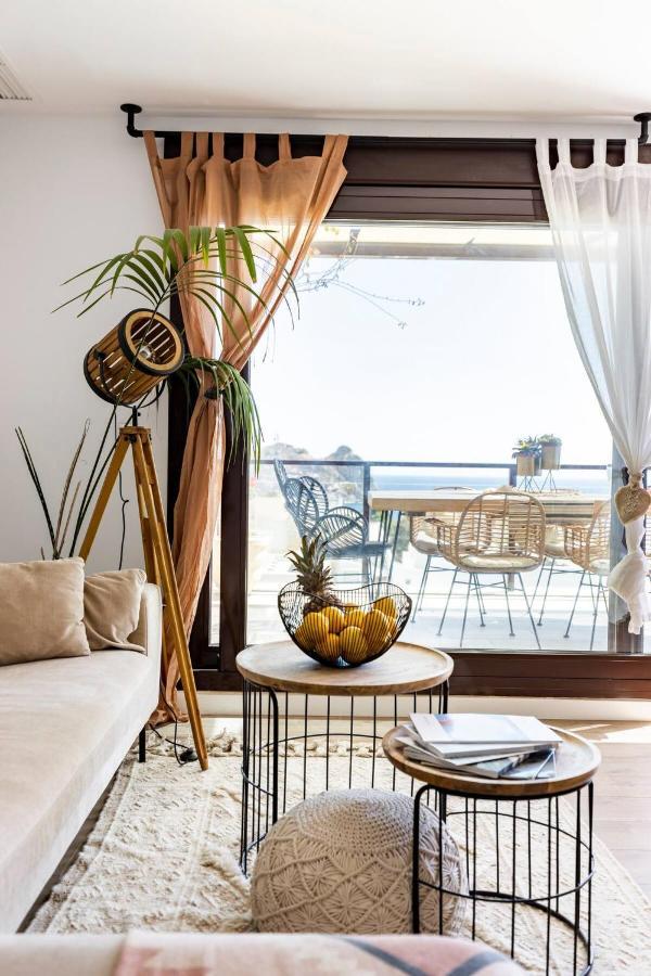 Luxury Designer Apartment - Unbeatable Sea Views 阿桂拉斯 外观 照片